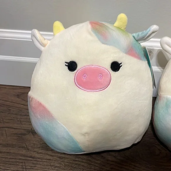 Squishmallow Candace the Cow 8” Bundle - Picture 2 of 3